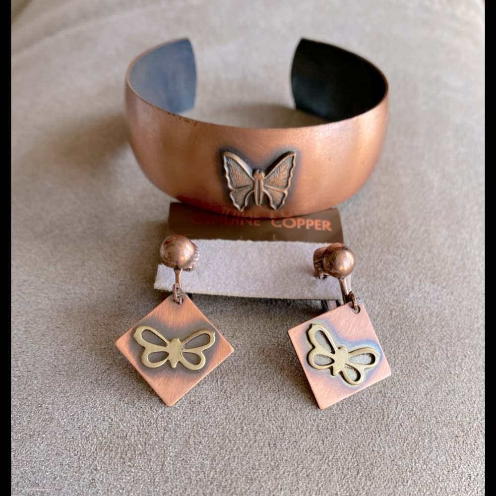 Boho Vintage set of copper bracelet with earrings.